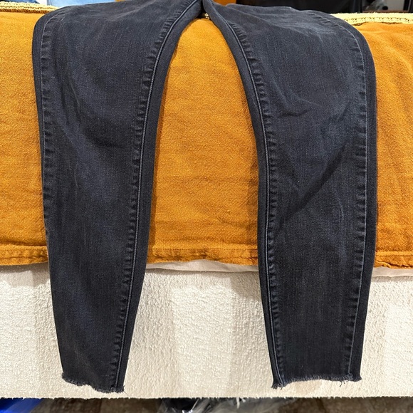 PAIGE Hoxton Crop - Picture 7 of 7